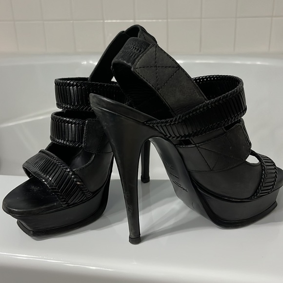 YSL tribute heels - Picture 6 of 8